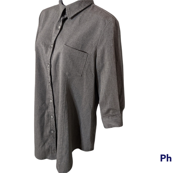 Motherhood 3/4 Sleeve Button Down Gray Shirt Size Small - Picture 3 of 7